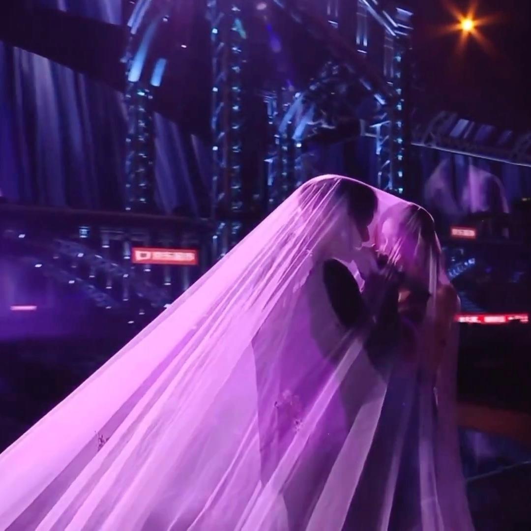 黄子韬工作室道歉，舞台甜蜜片段引热议近日，黄子韬工作室发布道歉声明，虽未详细