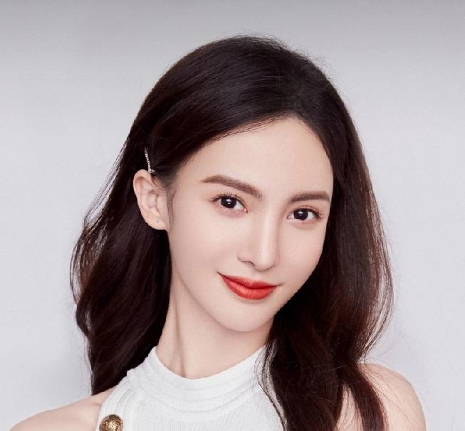 辟谣了！警方通报金晨交通事故，金晨本人也同时道歉回应，不是故意肇事逃逸、找人顶包