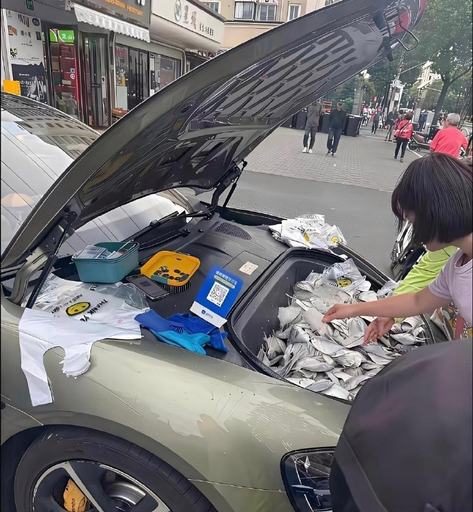 小米前舱变鱼仓，雷军：终于有人懂我的设计了​​​