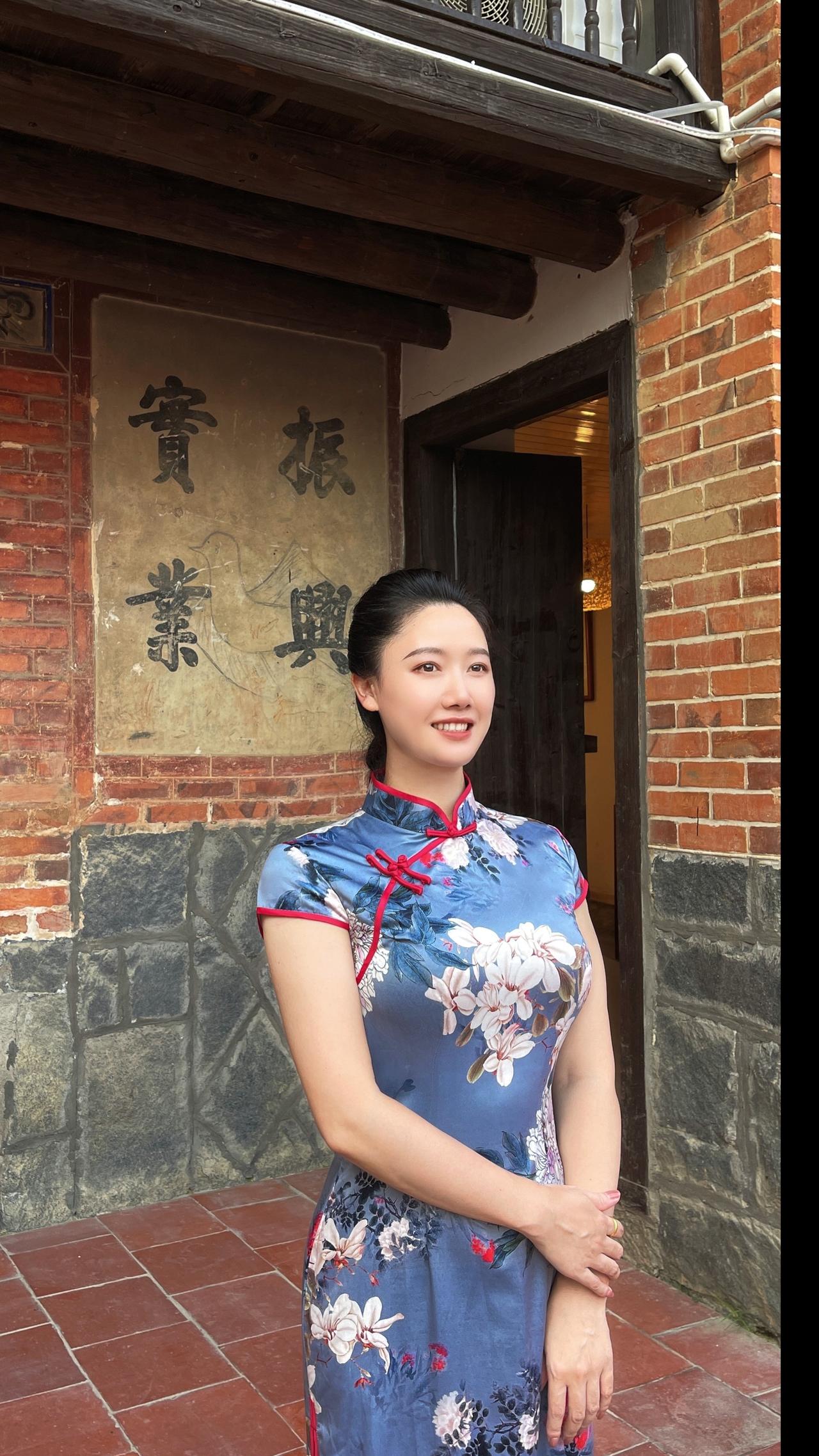 爱惜芳心莫轻吐，且教桃李闹春风旗袍原创视频优雅气质国风古韵