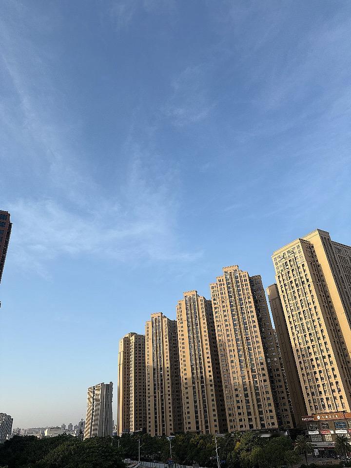 修车大爷教我的人生道理：意义就藏在每天的“小修小补”里我家小区门口修车的张大