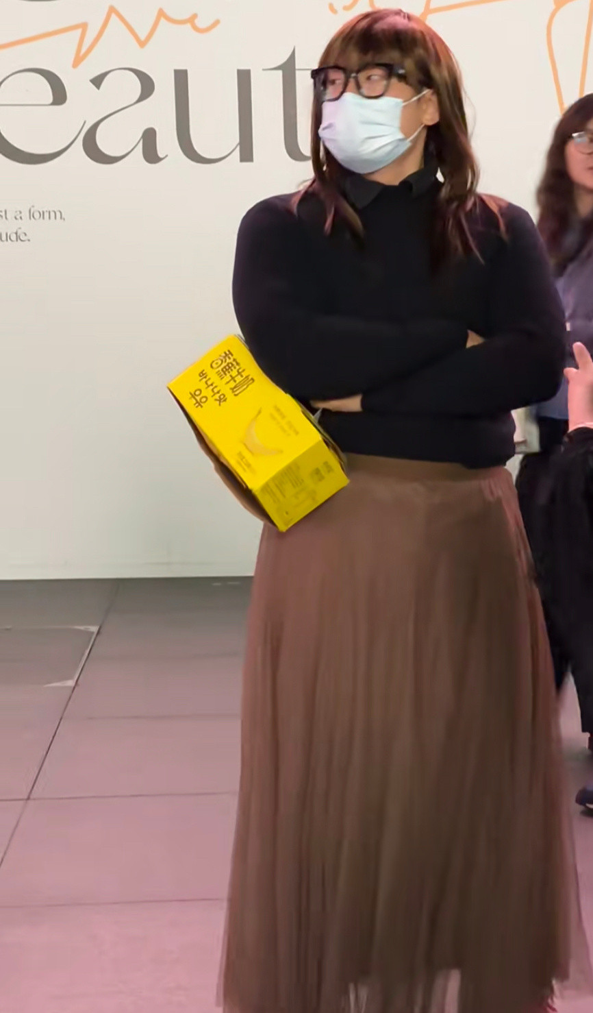 万圣节cos红爷的人是咋想的。。​​​