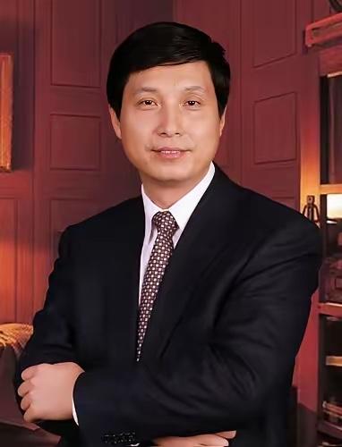 可能很多人不知道，原中国移动集团副总裁鲁向东有妻子，但还有情妇，真令人想不到。