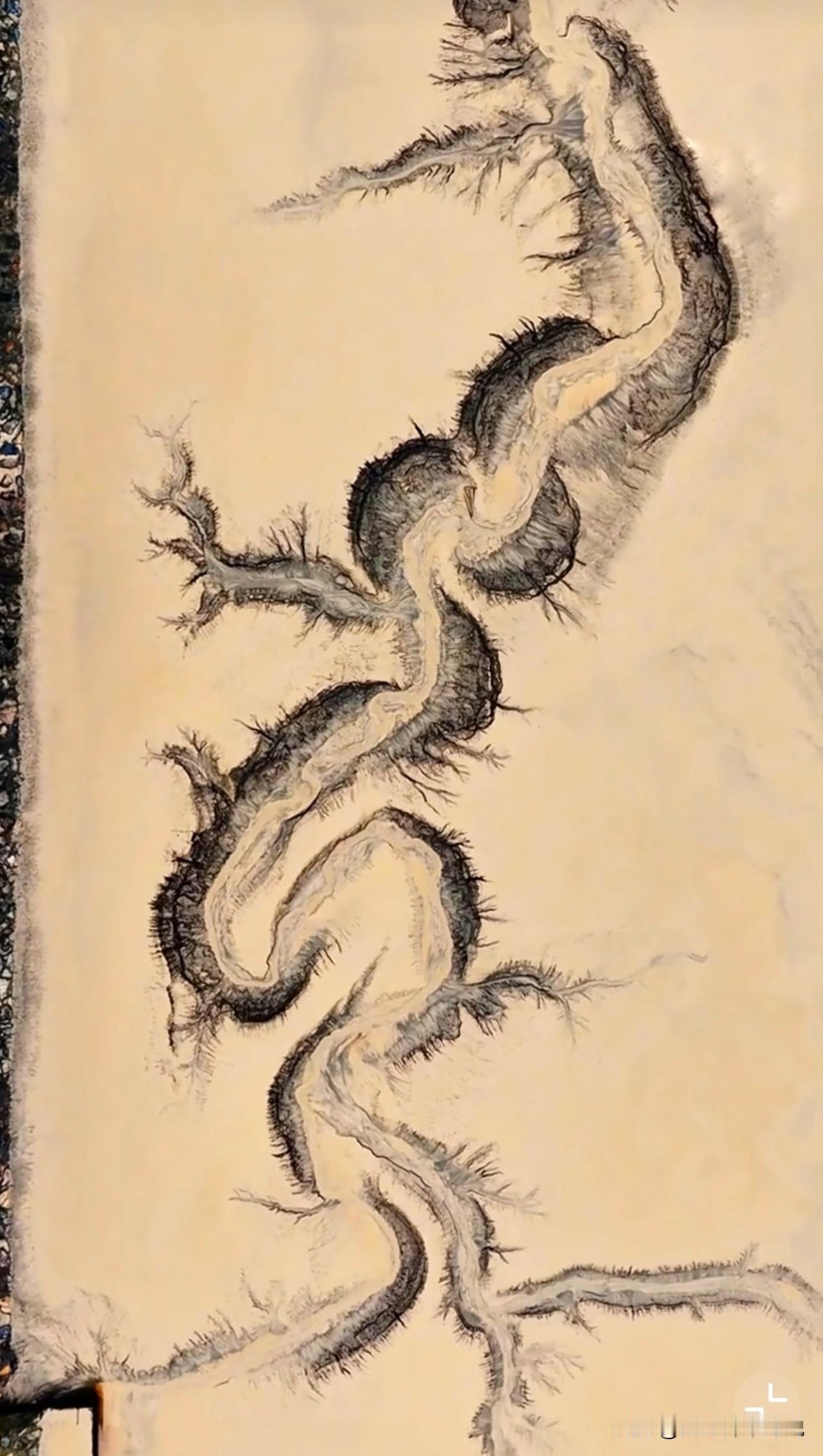 这是否可以说明大自然才是最好的画师？来看看这头大地上的“真龙”吧，看起来是不是栩