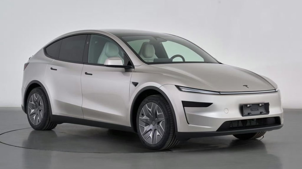 关于新款6座特斯拉ModelYL的一些消息：·保密协议或将于周二或周三解禁。·
