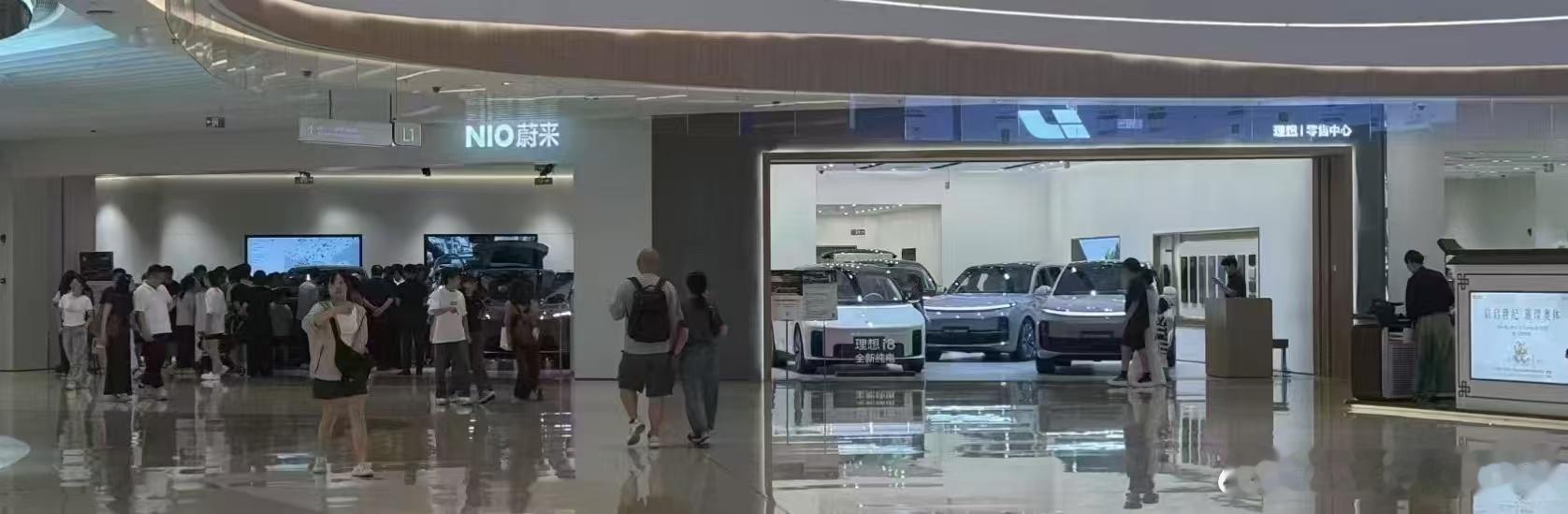 😲😲😲，蔚来可算是站起来了。我还是之前的观点，车子卖的好与不好产品力是一方