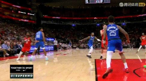自罚自抢自扣——阿门复制乔丹，生涯最佳球回放100次！罚球后飞身抢板，飞出底线