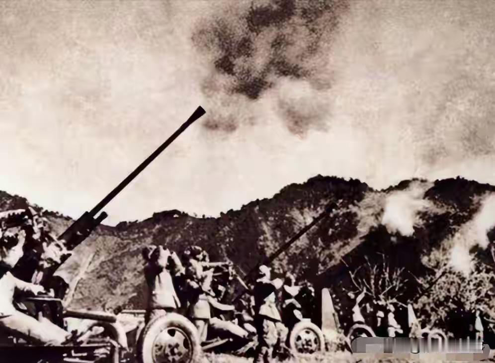 云山战役3秒定生死、我军高炮连用全军覆没、为战友算出一道生门1950年云山