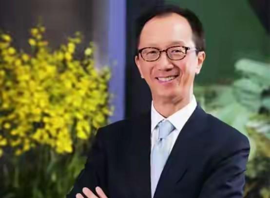 他的第一选择，不是20岁的伏明霞。而是叶帅的孙女。一场被精心策划的“狩猎”，