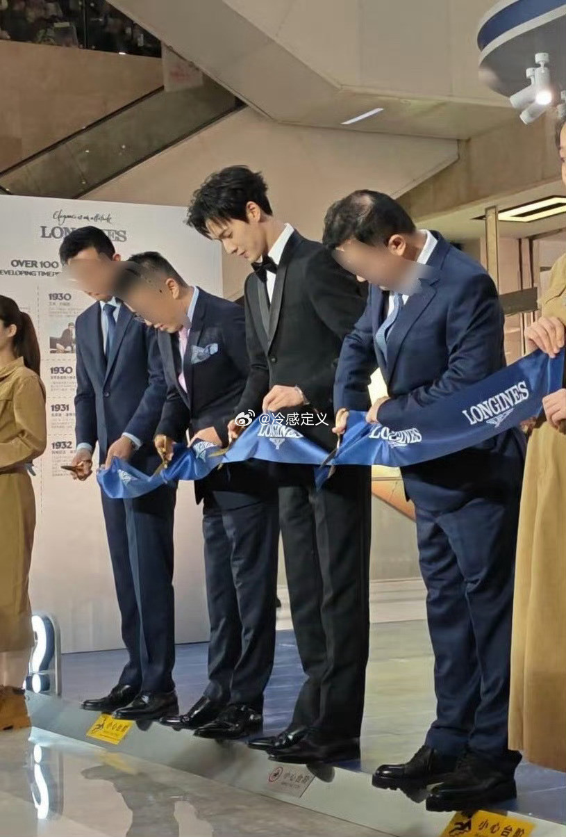 天，第一次对李昀锐182身高有了体感