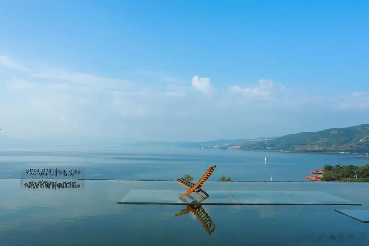 存储巨头SK海力士旗下的Solidigm，正考虑在美国建设首条NAND闪存量产线。不少人一听大厂要赴