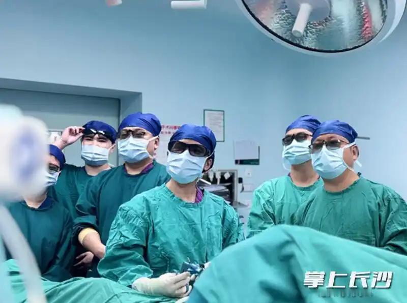 “最担心的事情还是发生了！”湖南长沙，一女子四年前取环失败后，竟在体内悄然移位，