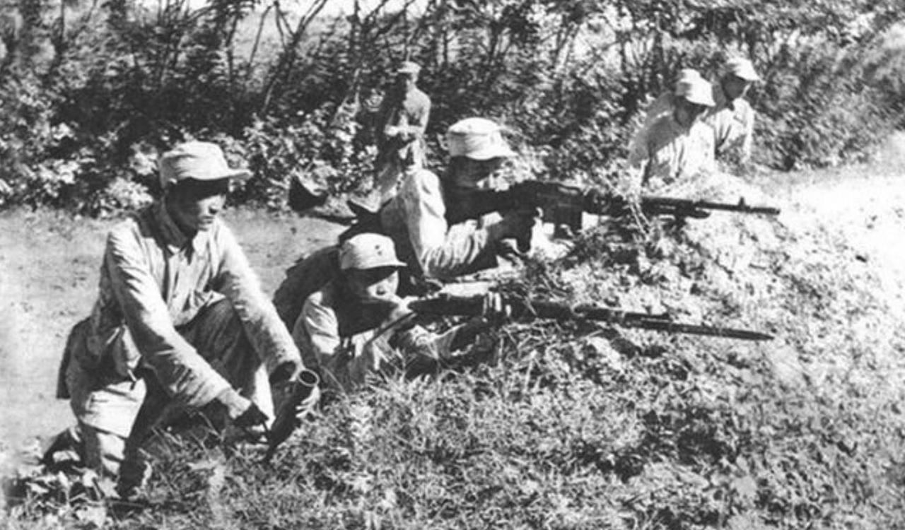 1949年，独二团团长周德礼接受命令，率部赶去军山地区剿匪。摸到北山匪巢，却是空