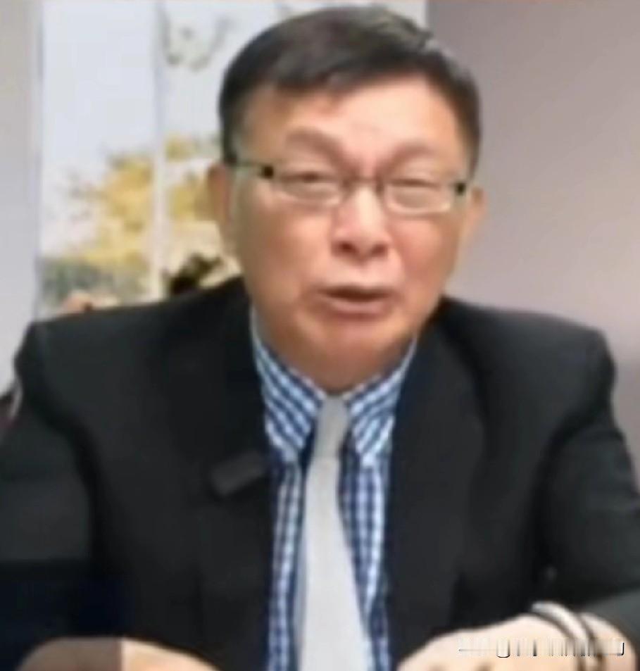 听说郑丽文开始搭人事班子了，我这儿有个靠谱的人想推荐给她，做个“编外顾问”就挺合