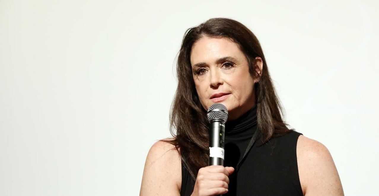 三十年沉默终破：爱泼斯坦