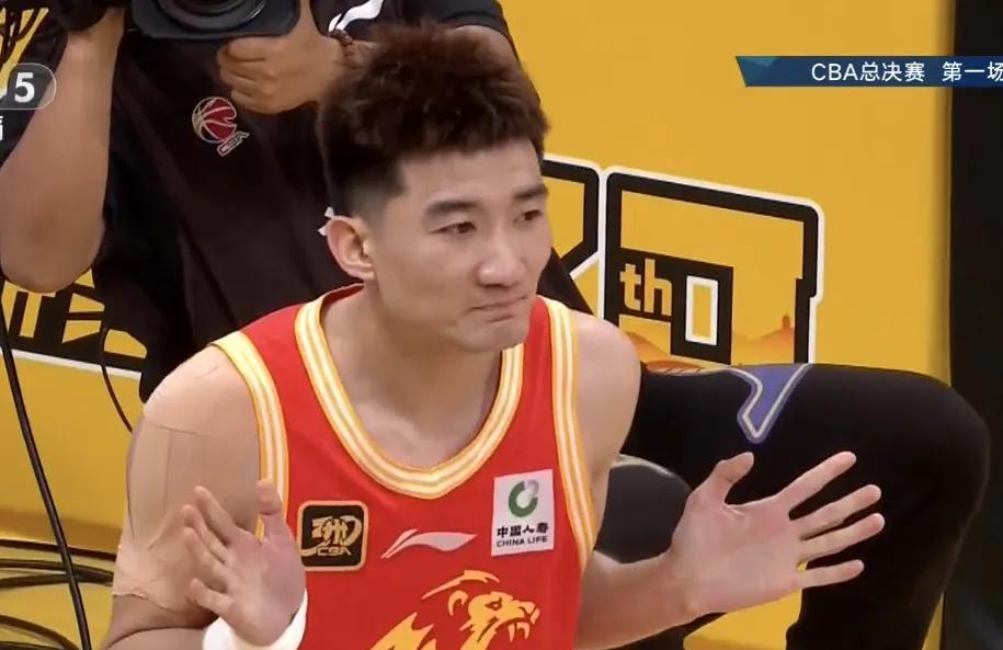 广厦14分输北汽，看数据2队核心孙明徽与陈盈骏完全不在一个层次广厦孙明徽全场表