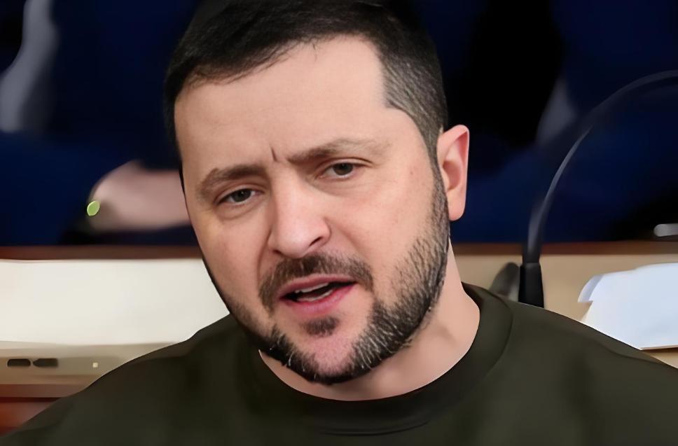 泽连斯基急谈和：不是心软，是真撑不住了。泽连斯基当地时间21日紧急会晤美方