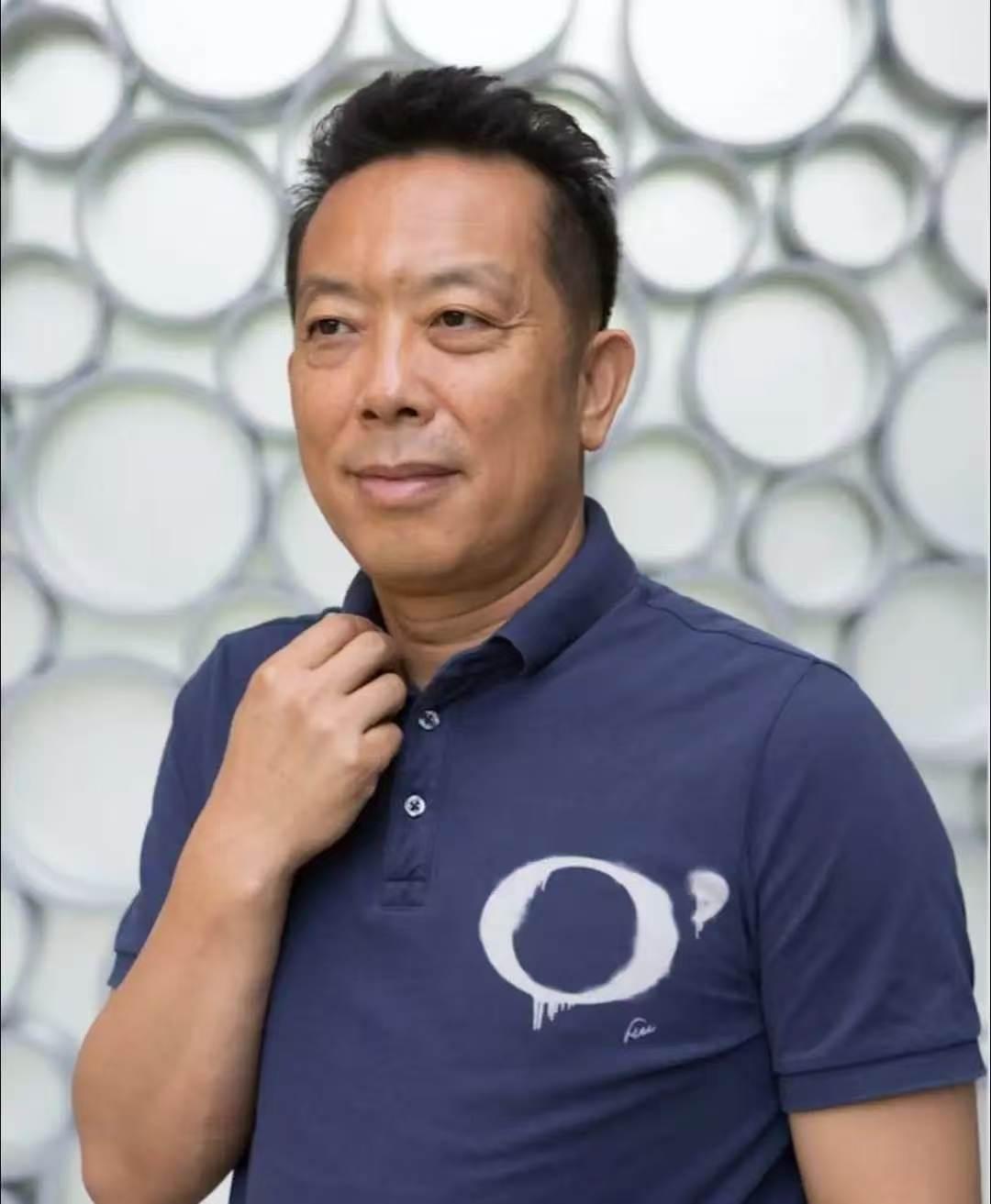 明眼人其实都能看得出来，西贝会沦落到如今的处境，导火索确实是罗永浩整的，但根