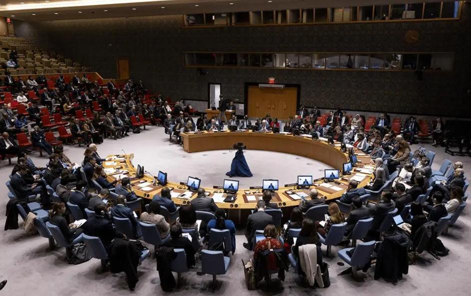 简直炸裂！联合国会场上直接吵翻天了！31个国家组团围攻中国，本以为是场硬仗，谁知