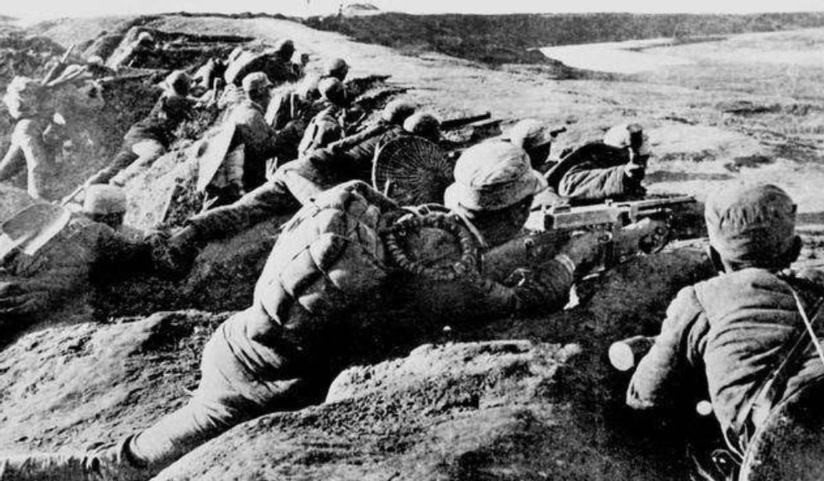 1937年平型关，八路军大捷的同一天，一支1500人的晋绥军部队在几公里外全团覆