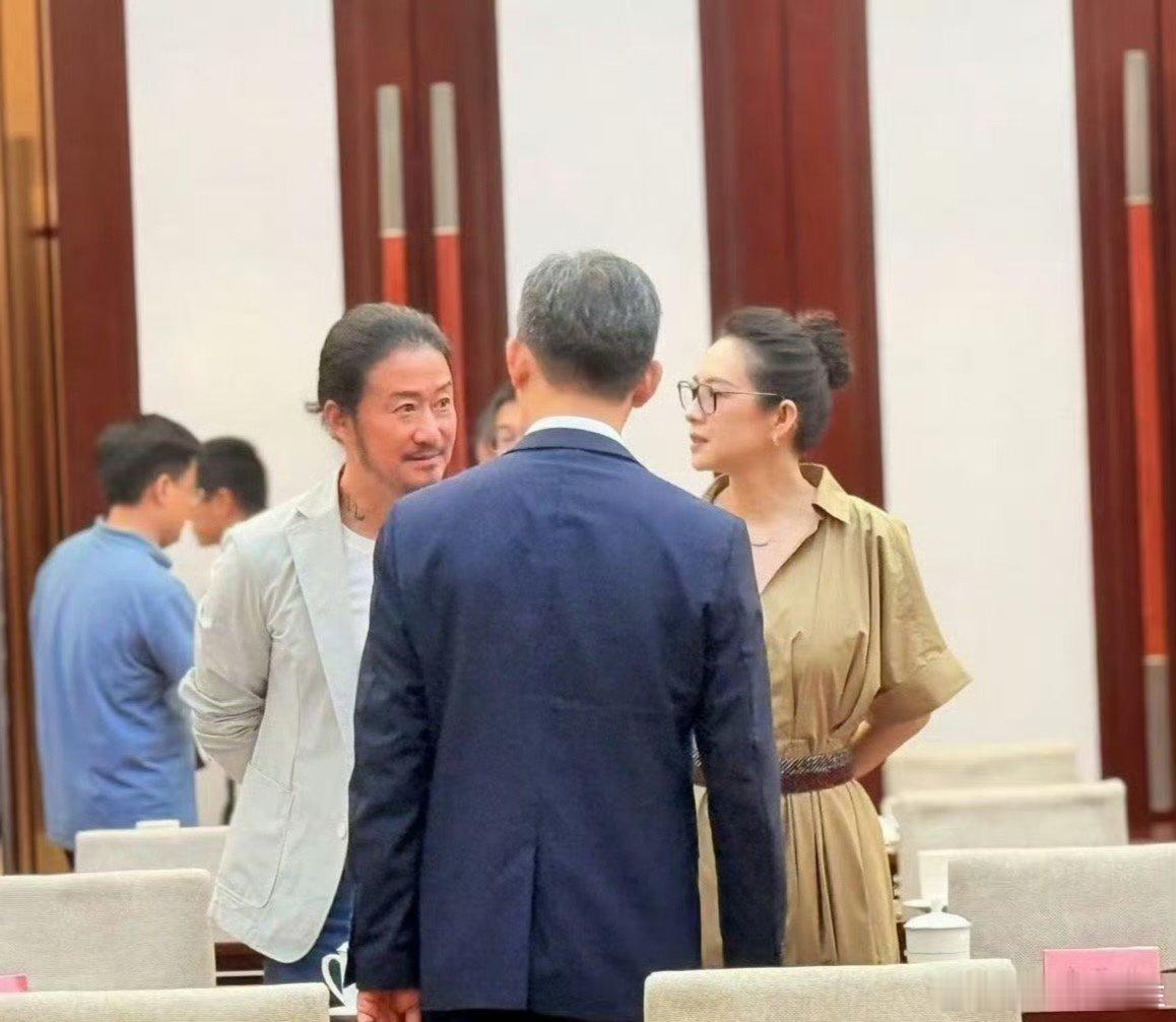 央妈镜头下的章子怡吴京国际章依旧风情，吴京老态龙钟？​​​