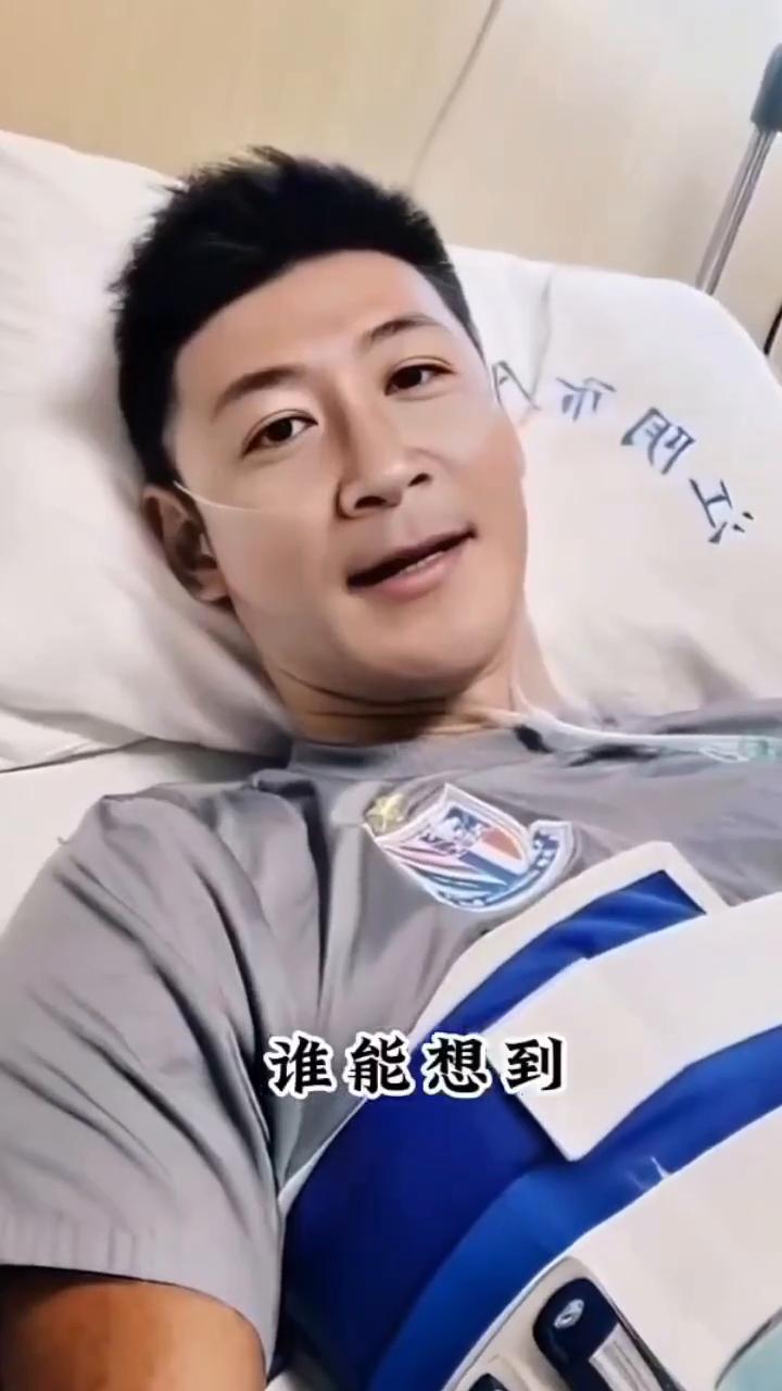 战胜疾病：刘谦。谁能想到病床上奄奄一息的竟是曾风靡全国的魔术王子刘谦。当年他在