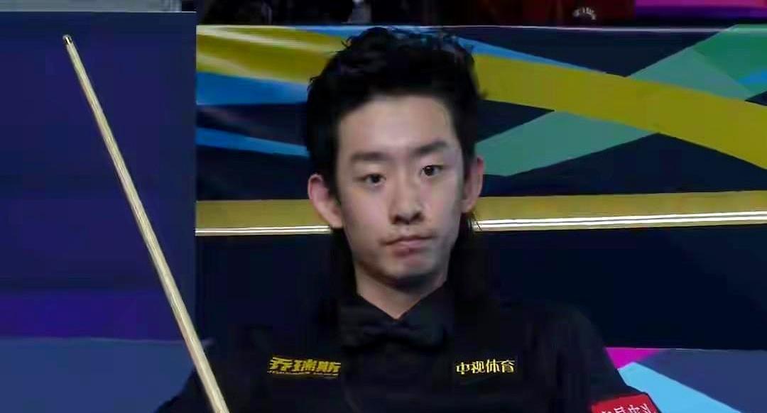 0-4，没人觉得他能翻盘。连赢六局，全是一杆清台。火箭奥沙利文都没拦住他。