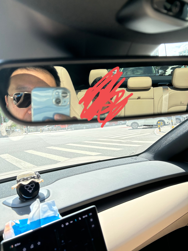 家里一台et5一台es6说说感受老婆开et5有半年了，我也借着开开爽了半年。