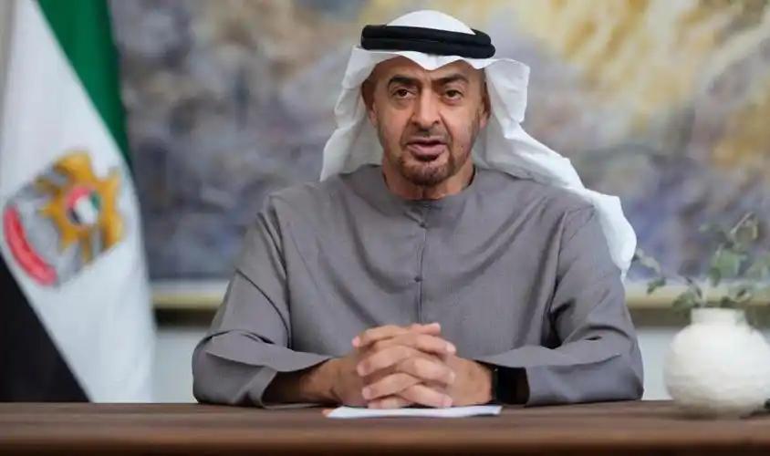 谁都没料到，阿联酋会这么刚！全球能源因中东战火乱成一锅粥，它却直接摊牌：不玩了，