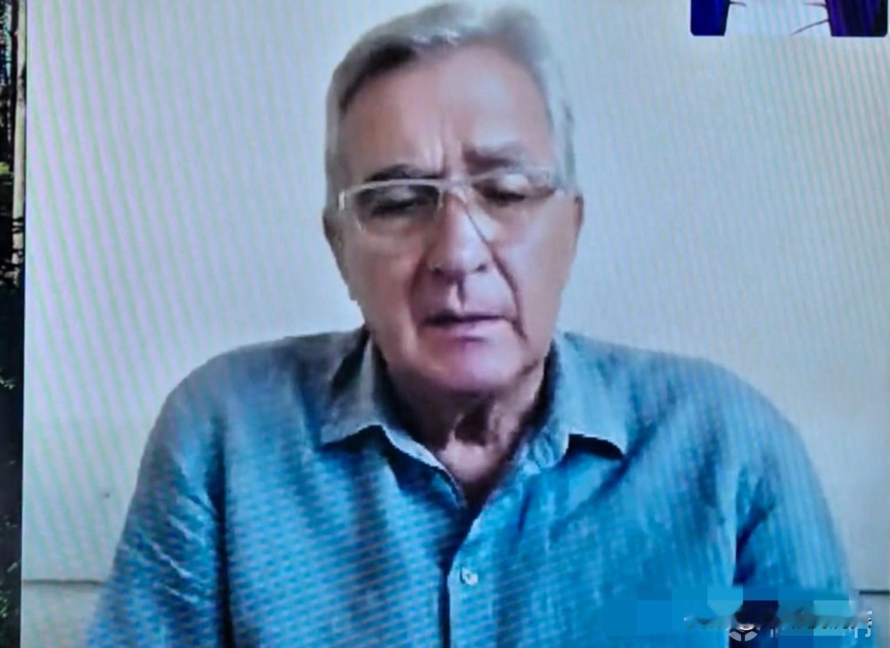 炮轰国足？前国足主帅伊万彻底不装了，他接受《足球队报》采访时，直言国脚们一直