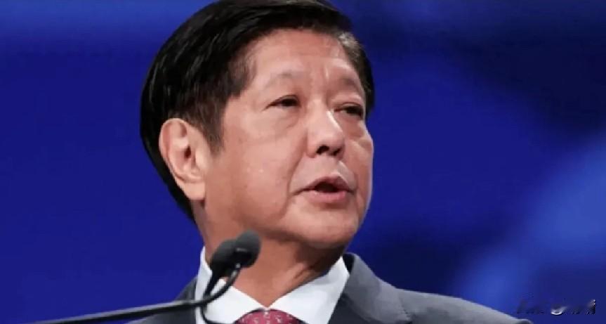 马科斯没想到东方大国真的会“断供”。过去十年，马科斯及其父亲作为总统时，依赖