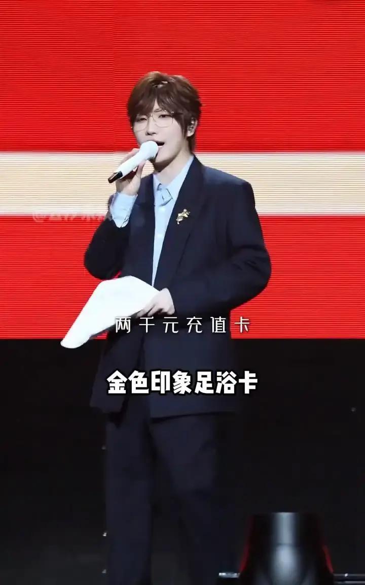 大S在2022年刷着前夫汪小菲的信用卡，给自己和新丈夫具俊晔买下了婚礼用的头纱和