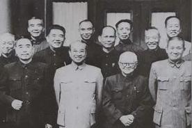 1963年，周总理在中南海会见沈醉等人。一见到沈醉，总理便笑着说："沈醉啊，你可
