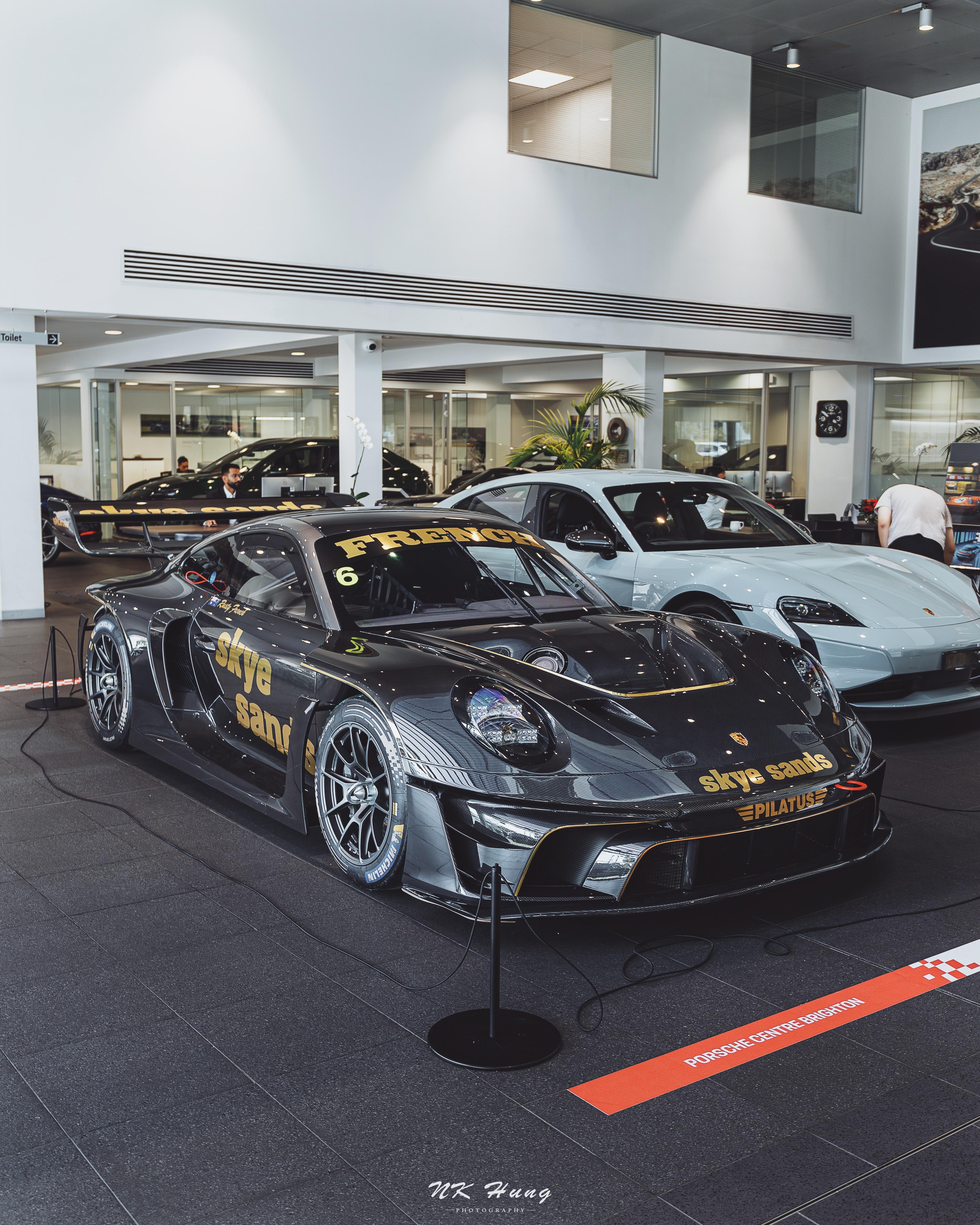 继之前的911GT2RSClubsport25后，又一辆保时捷神车落地墨