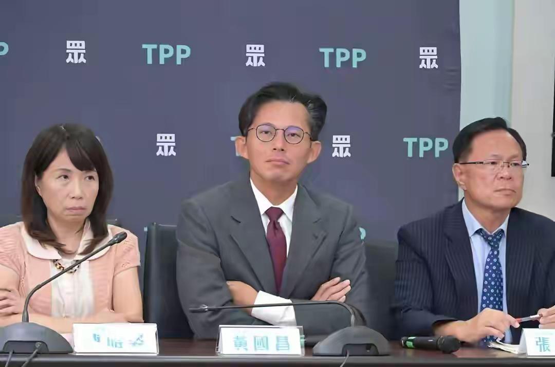 黄国昌虚晃一枪盯新北副市长！宜兰蓝白合生变，吴宗宪遭痛骂黄国昌参选新北市长