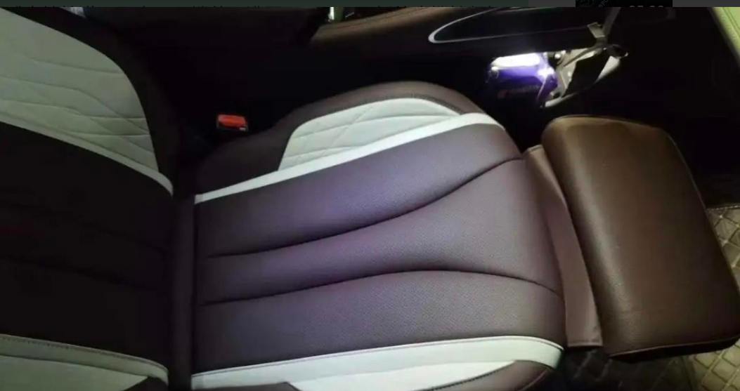 一、改装前的缺点星越L原厂状态下，有两个很影响用车幸福感的小遗憾。第一个就是