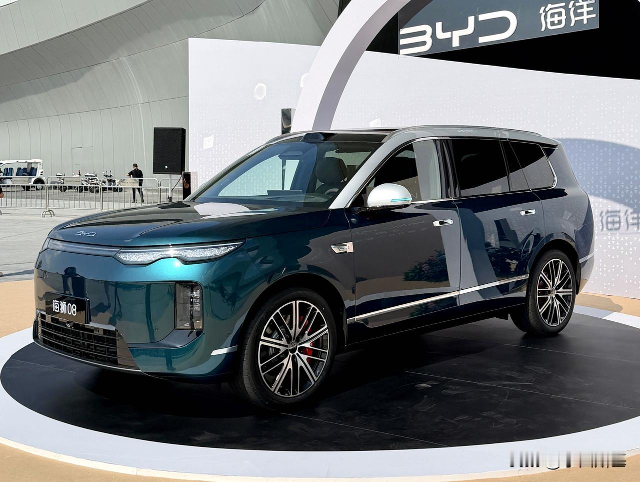 比亚迪海洋网旗舰SUV——海狮08上市了，DM-i版22.99-26.99万