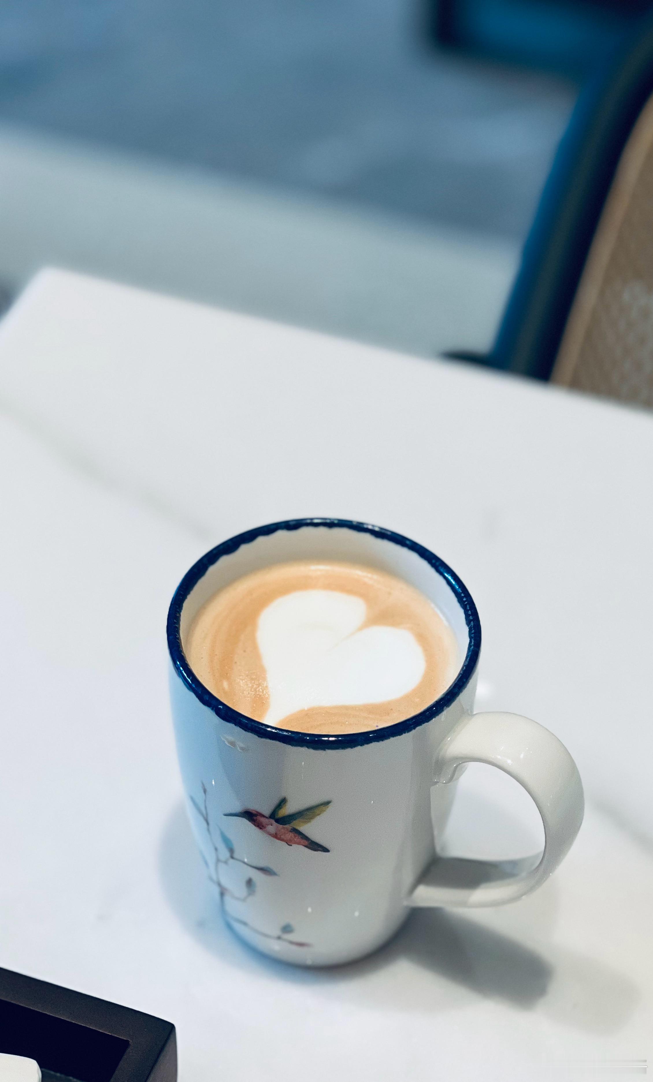 酒店能把一杯咖啡做好，太能提升好感了虹桥香格里拉的早餐咖啡可以秒大量咖啡店了在又