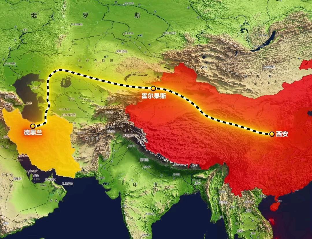 中伊铁路的真正用处并不是打通了一条陆上石油通道，而是打通了一条多国经济通道。干