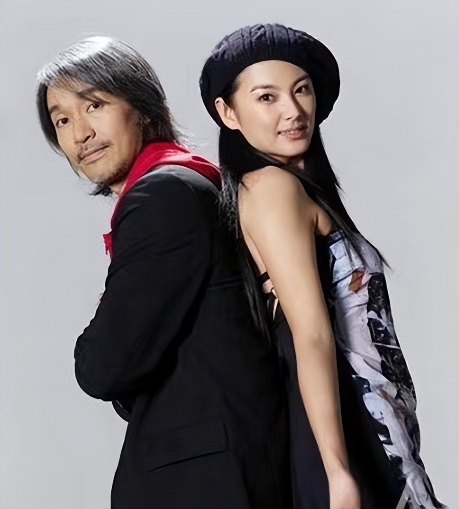 那年张雨绮为了报答周星驰的知遇之恩，零片酬出演《美人鱼》，影片大卖后，她却意外收