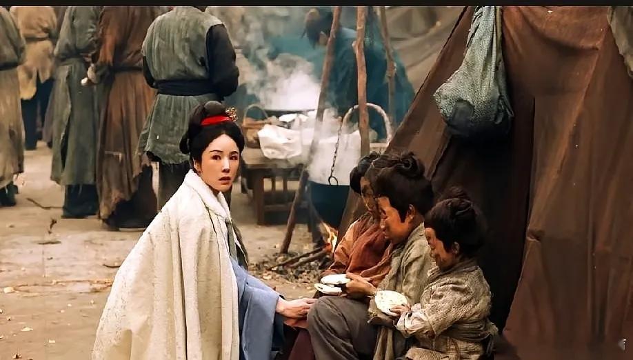 太平年·楚国夫人：一碗热粥，葬尽乱世温柔乱世之中，最残忍的从不是兵戈相向，而是纯