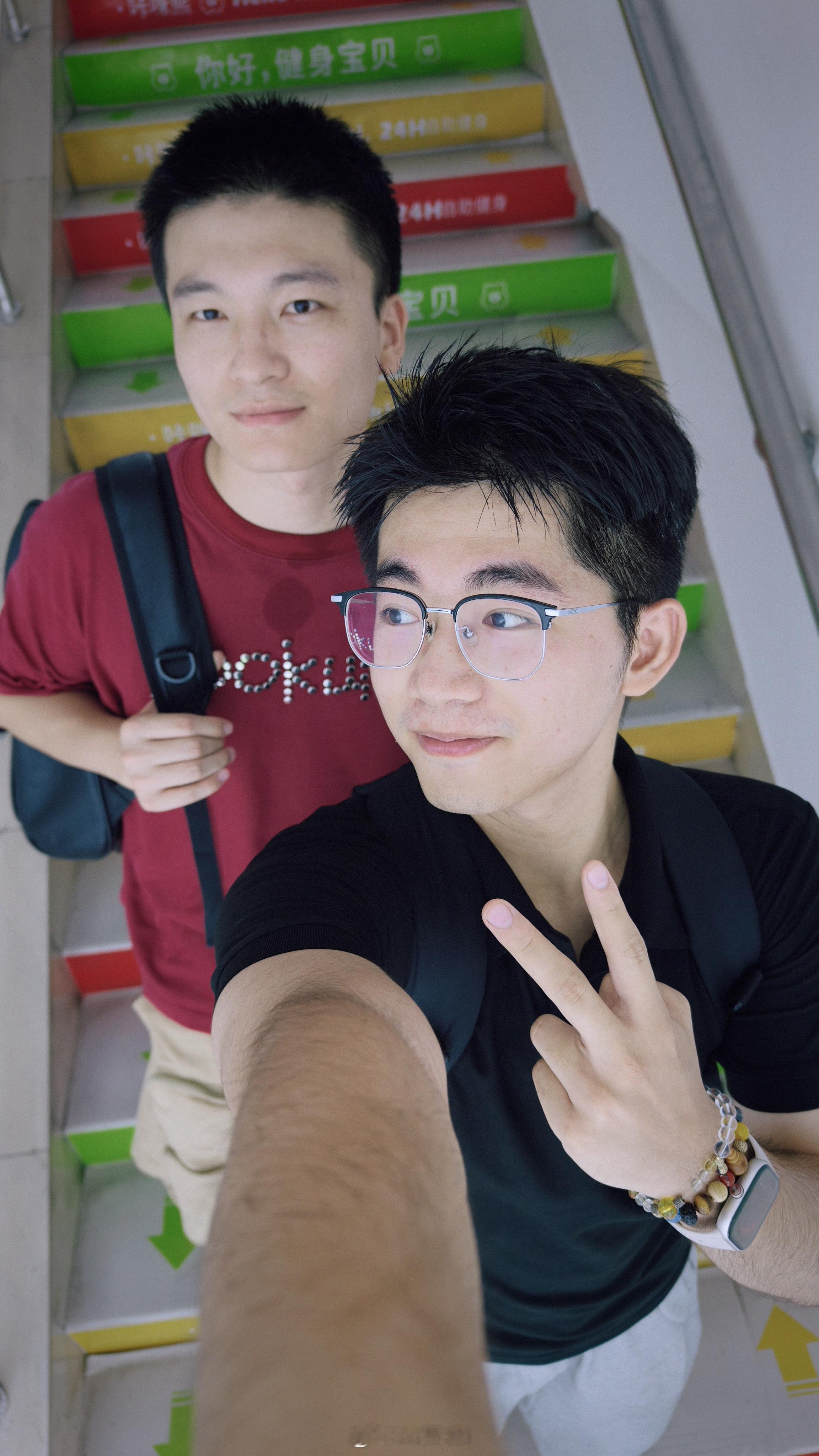忙的一整天下来手机还剩85的电这确实没话说了。