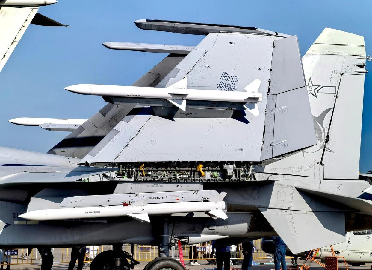 储量庞大的霹雳-12空空导弹出路何在？霹雳-12空空导弹，曾经是中国空军的骄傲，