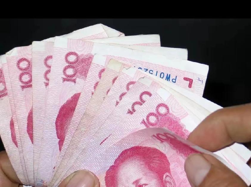 快递小哥说，早晚有一天他会被逼的从我们小区楼上跳下去！大王从京东下单的物品，京