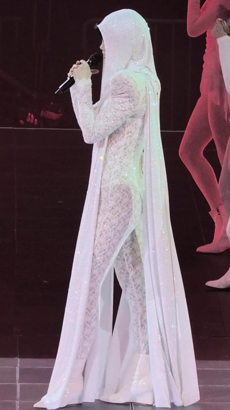 屁股会恐高吗宝宝李宇春的身材真的绝了！