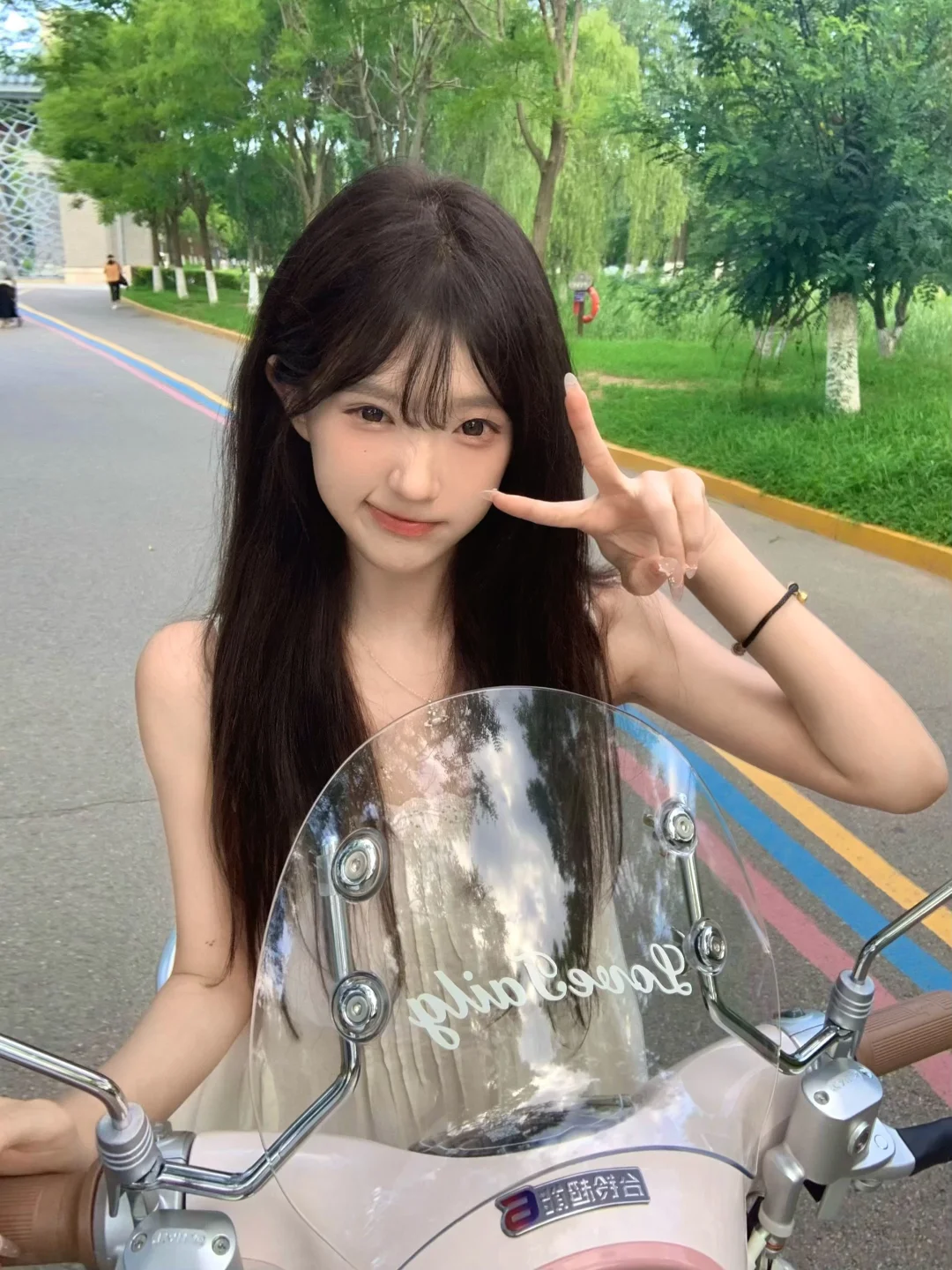 一起泡在阳光里ʕ •ᴥ•ʔ🛵🫧