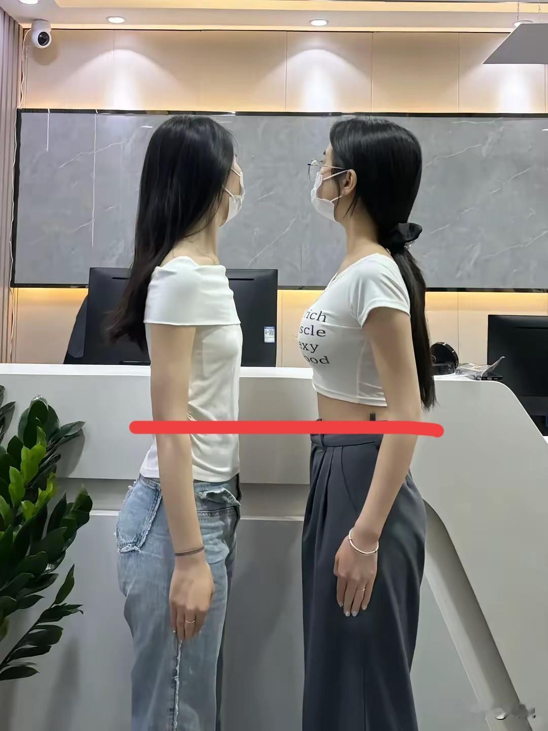 同样的身高，找女朋友肯定选右边，腿的比例长的话确实好看！