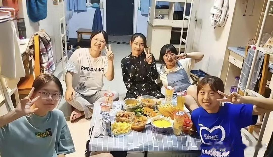 从大一到大四，变化最大的是谁？