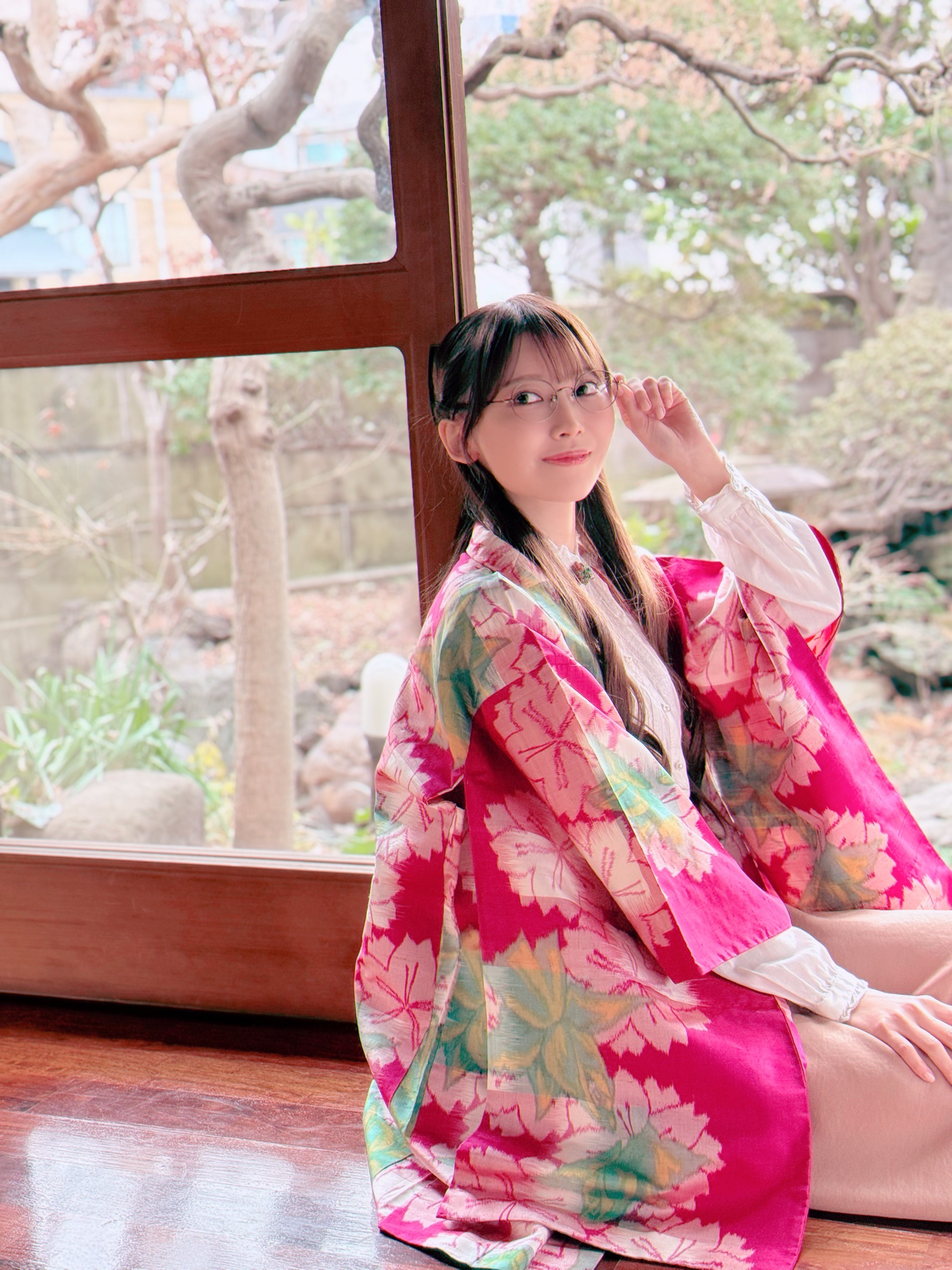 梅澤美波黒見明香　アップトゥボーイ