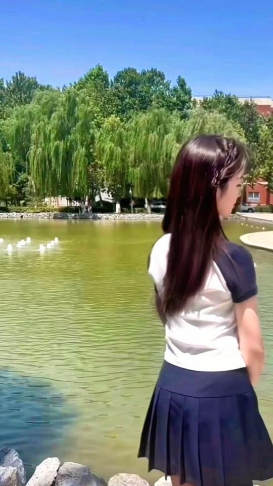 下联：翠峰千秋太行美，诚心邀请上联：———下联：碧江万春潇湘甲上联： 柳堤